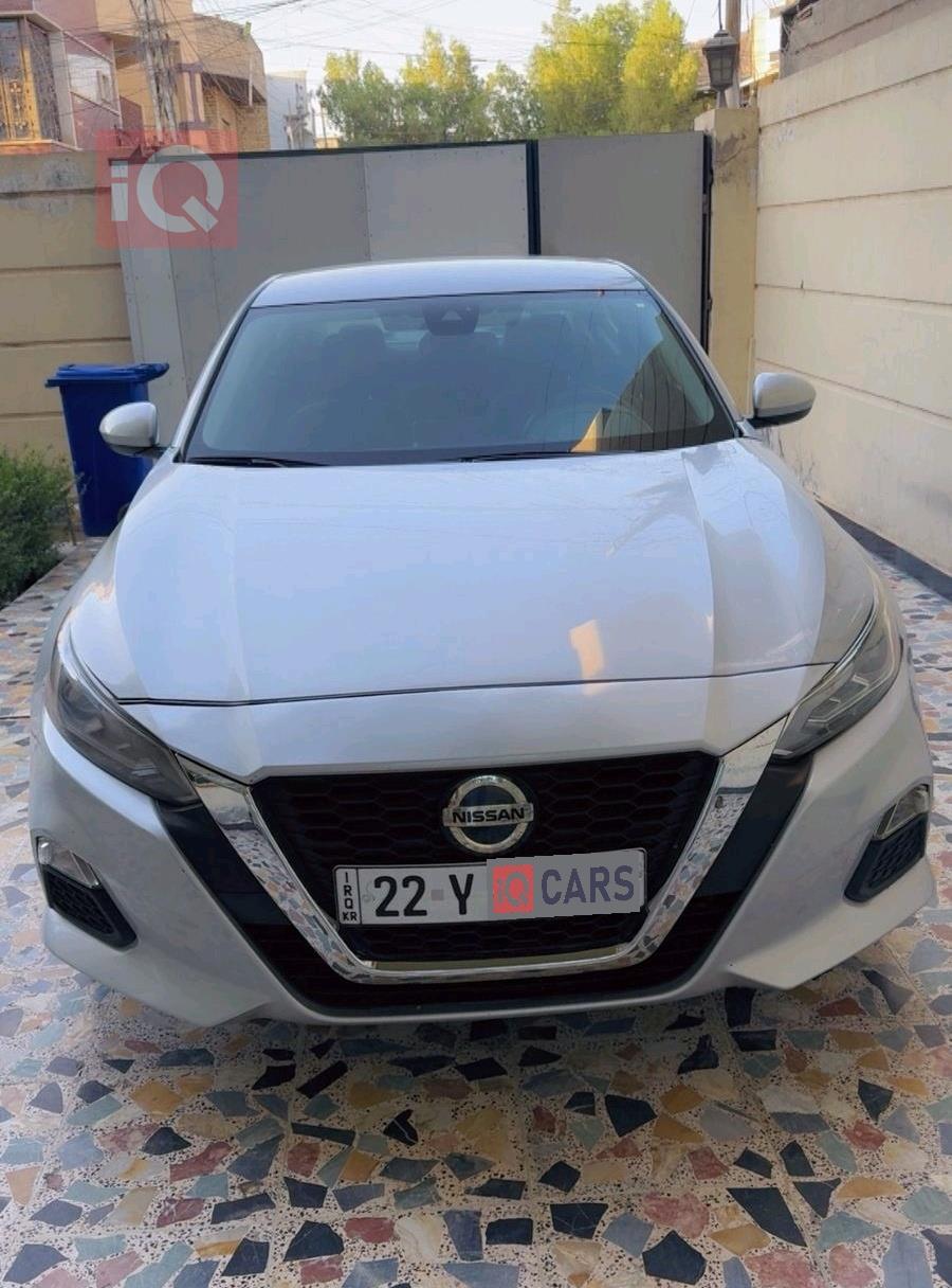 نیسان ئەلتیما